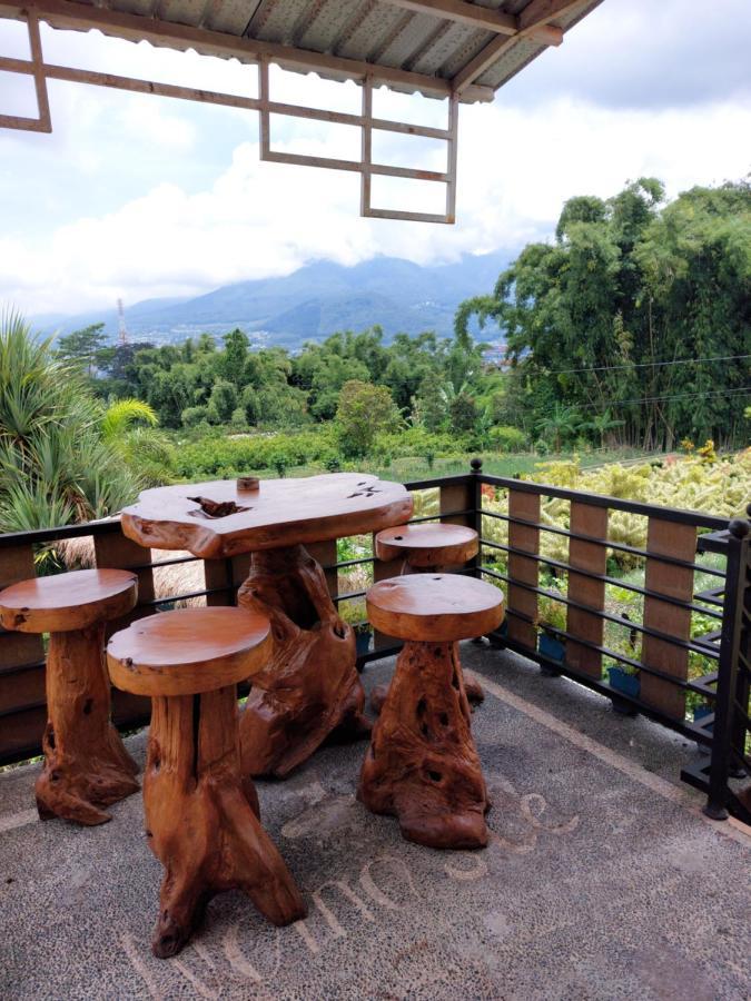 Bliss Family Cottage Batu Batu  Exterior photo
